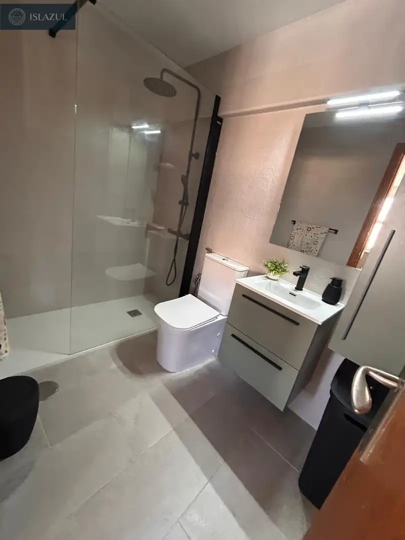 Bathroom of Flat for sale in Isla Cristina  with Private garden, Terrace and Storage room