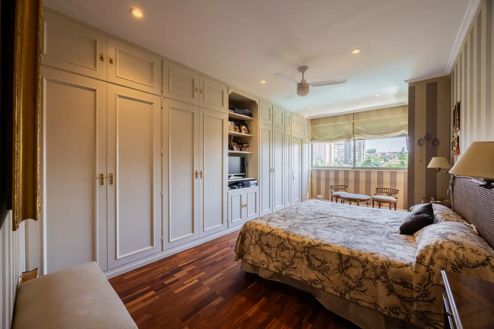 Habitación de Piso en venta en Madrid con Aire acondicionado, Calefacción y Jardín privado
