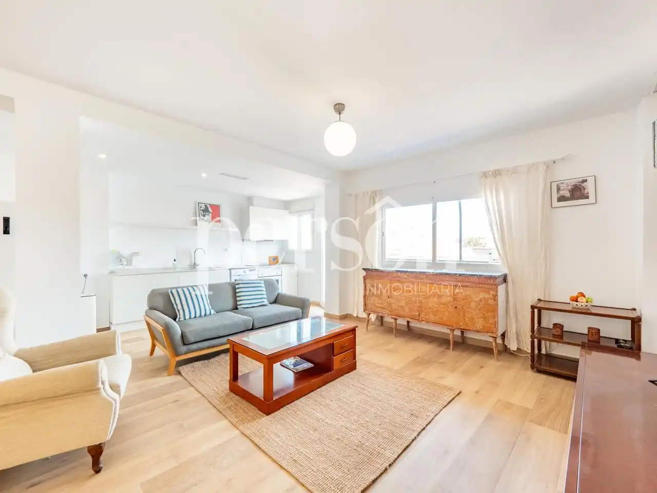 Schlafzimmer von Wohnung zur Miete in Valencia mit Klimaanlage, Terrasse und Möbliert