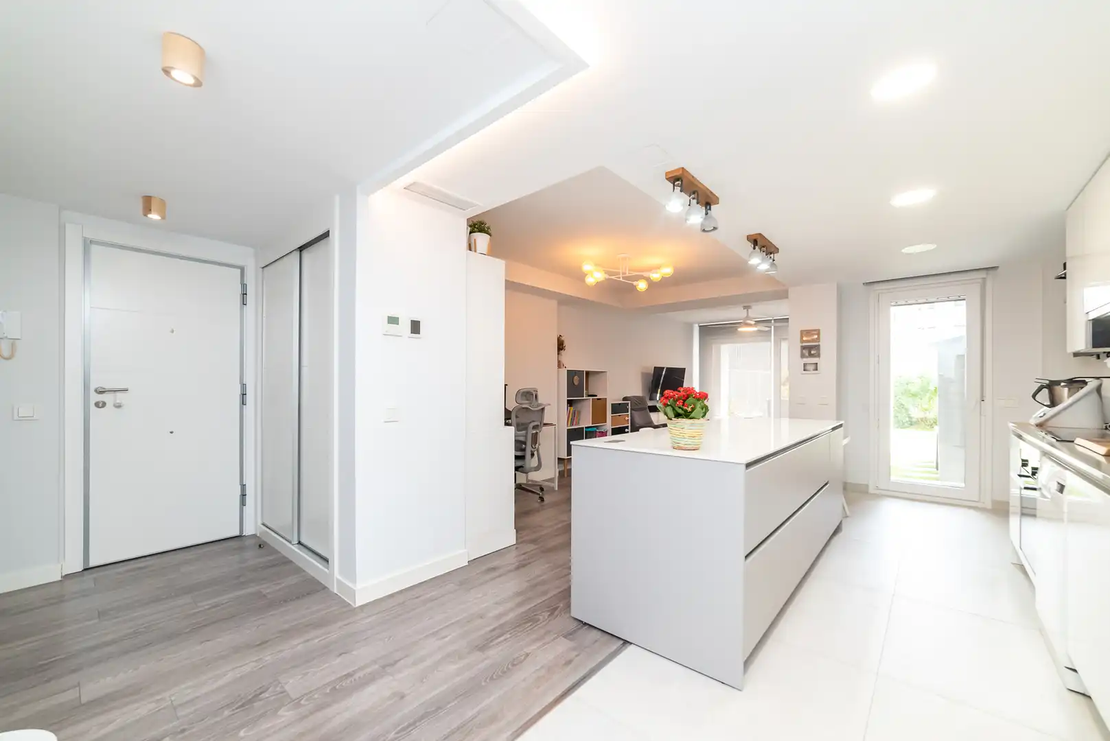 Cocina de Planta baja en venta en Boadilla del Monte con Aire acondicionado, Calefacción y Jardín privado