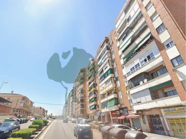 Local comercial en venda a Avenida Juan Sebastian Elcano