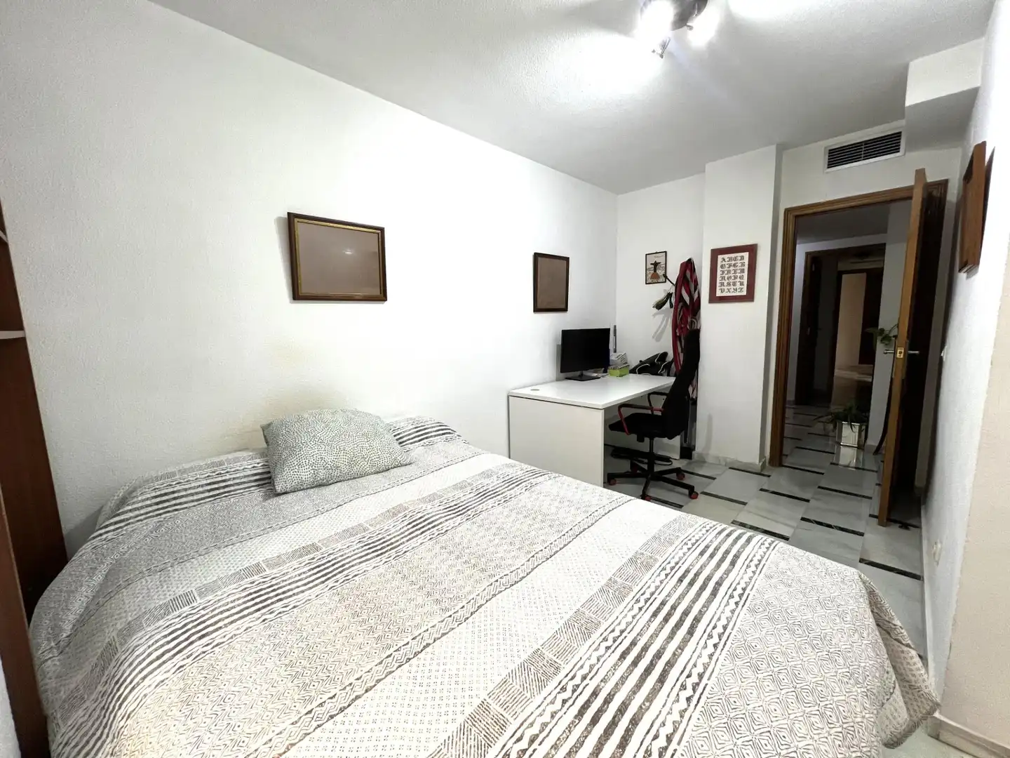 Bedroom of Flat for sale in Córdoba  with Air Conditioner, Heating and Terrace