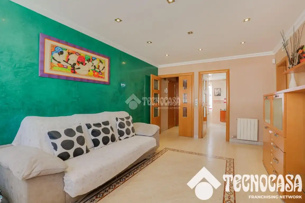 Sala d'estar de Pis en venda en Badalona
