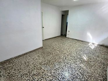 Baixos en venda a calle de Sant Crispí