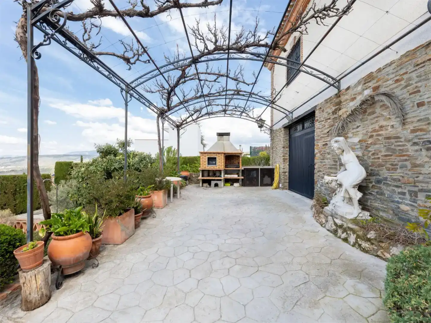Terrassa de Pis en venda en Monachil amb Aire condicionat, Jardí privat i Traster