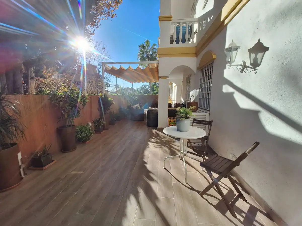 Apartament amb piscina en venda a Avenida Conde Rudi, imagen 5