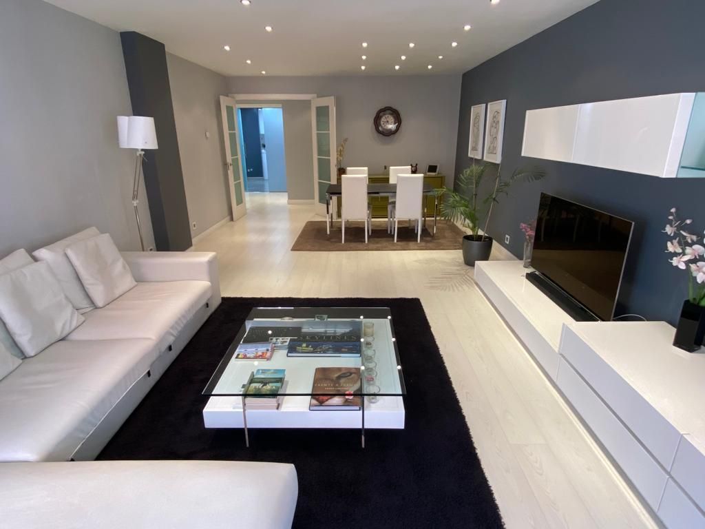 Living room of Flat to rent in  Madrid Capital  with Air Conditioner, Storage room and Swimming Pool