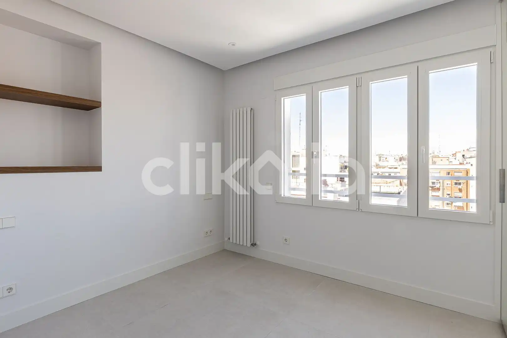 Bedroom of Attic for sale in Madrid  with Air Conditioner, Heating and Terrace