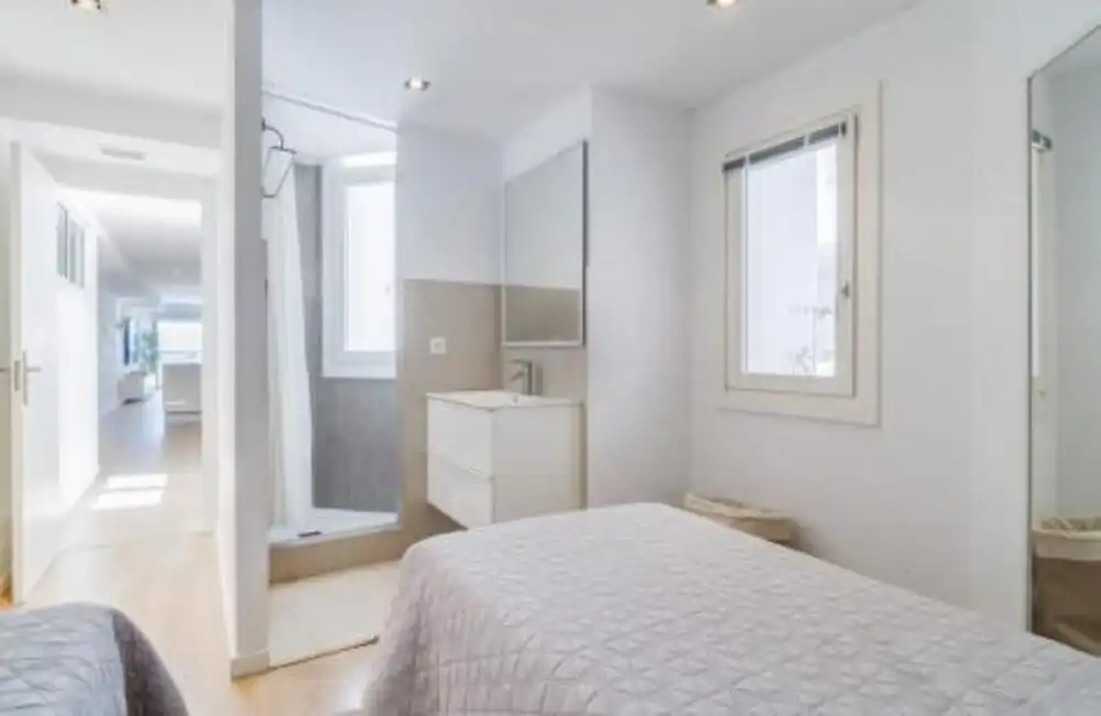 Habitación de Apartamento de alquiler en Marbella con Aire acondicionado, Amueblado y Balcón