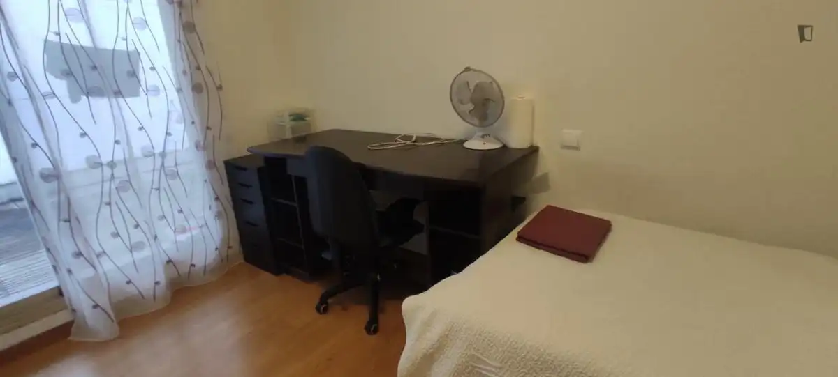 Habitació a PAU de Carabanchel