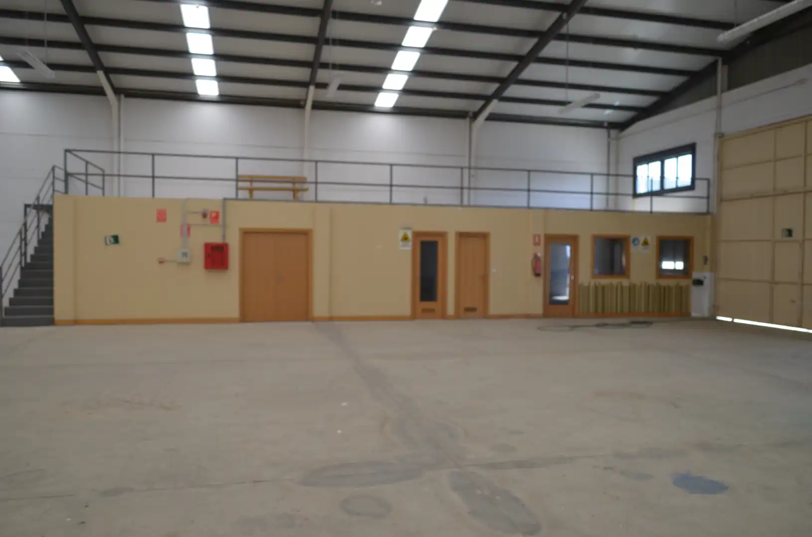 Fabrikhallen zum Verkauf in Malpartida de Plasencia
