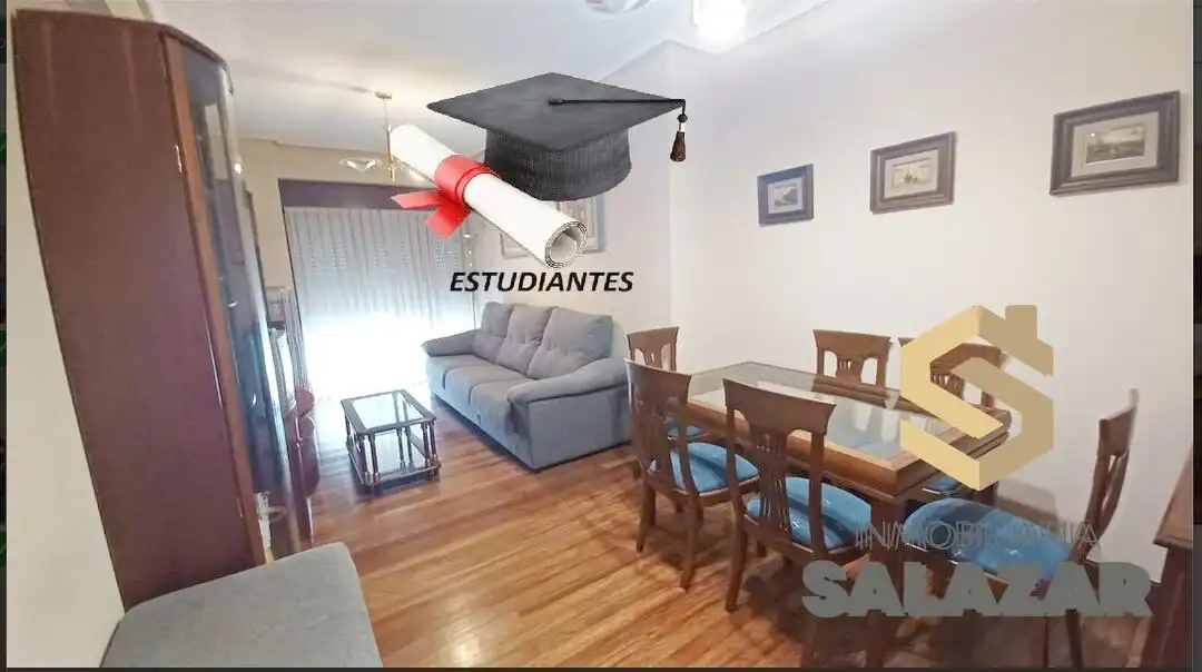 Bedroom of Flat for rent in Bilbao   with Heating