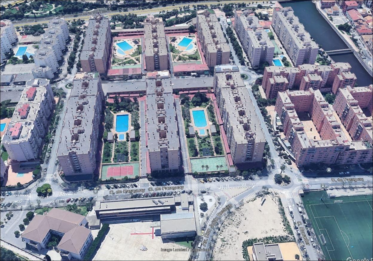 Vista exterior de Pis en venda en Alicante / Alacant amb Jardí privat, Terrassa i Traster