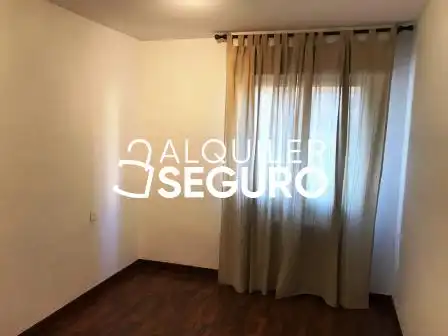 Habitación de Piso de alquiler en Vitoria - Gasteiz con Calefacción, Terraza y Trastero