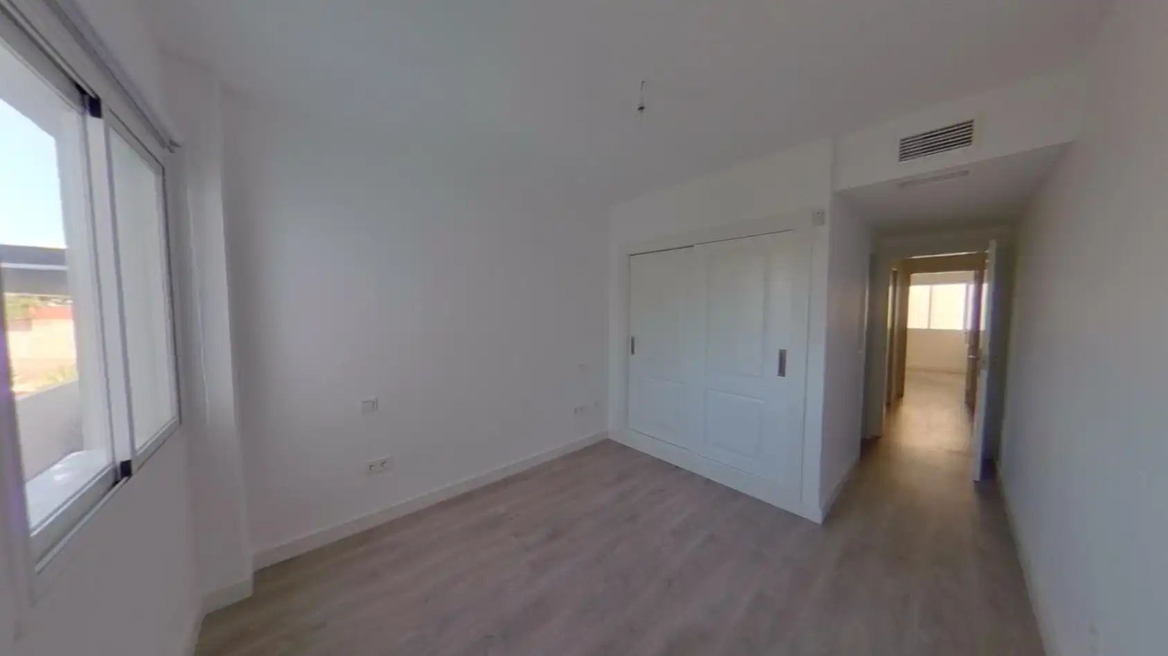 Habitación de Planta baja en venta en Marbella con Piscina y Piscina comunitaria