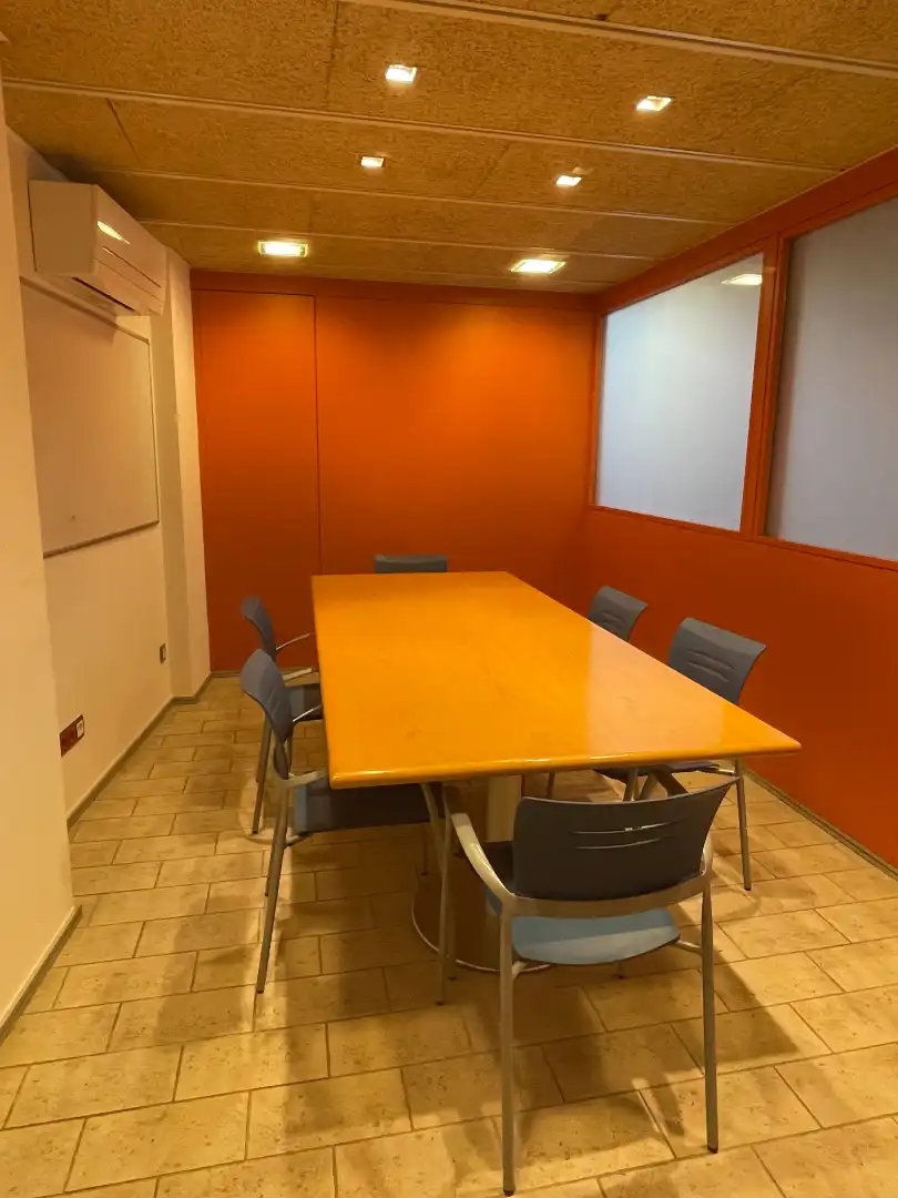 Büro zur Miete in Lleida mit Klimaanlage, Heizung und Abstellraum