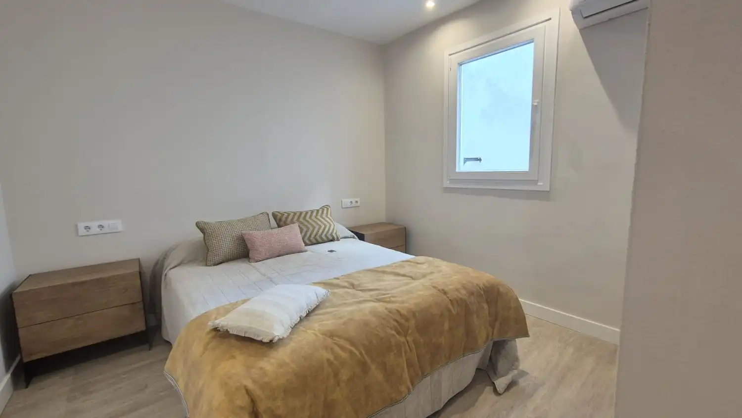 Dormitori de Apartament en venda en Badajoz amb Aire condicionat, Calefacció i Terrassa