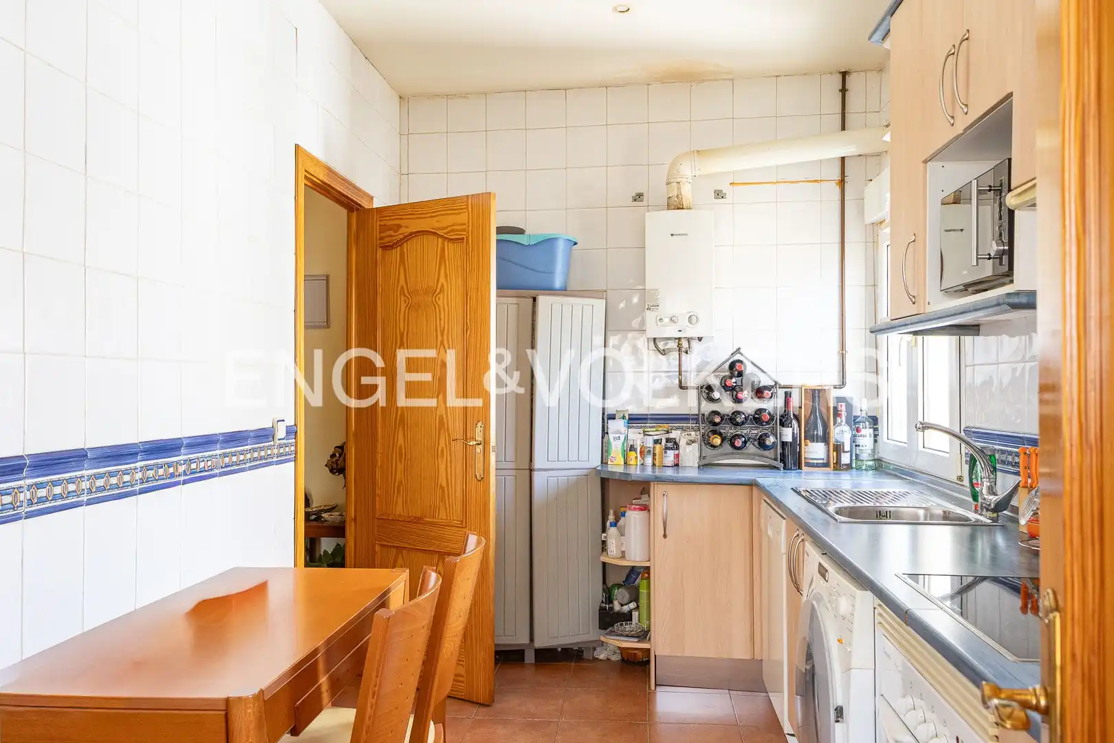 Kitchen of Attic for sale in Madrid  with Air Conditioner, Heating and Terrace