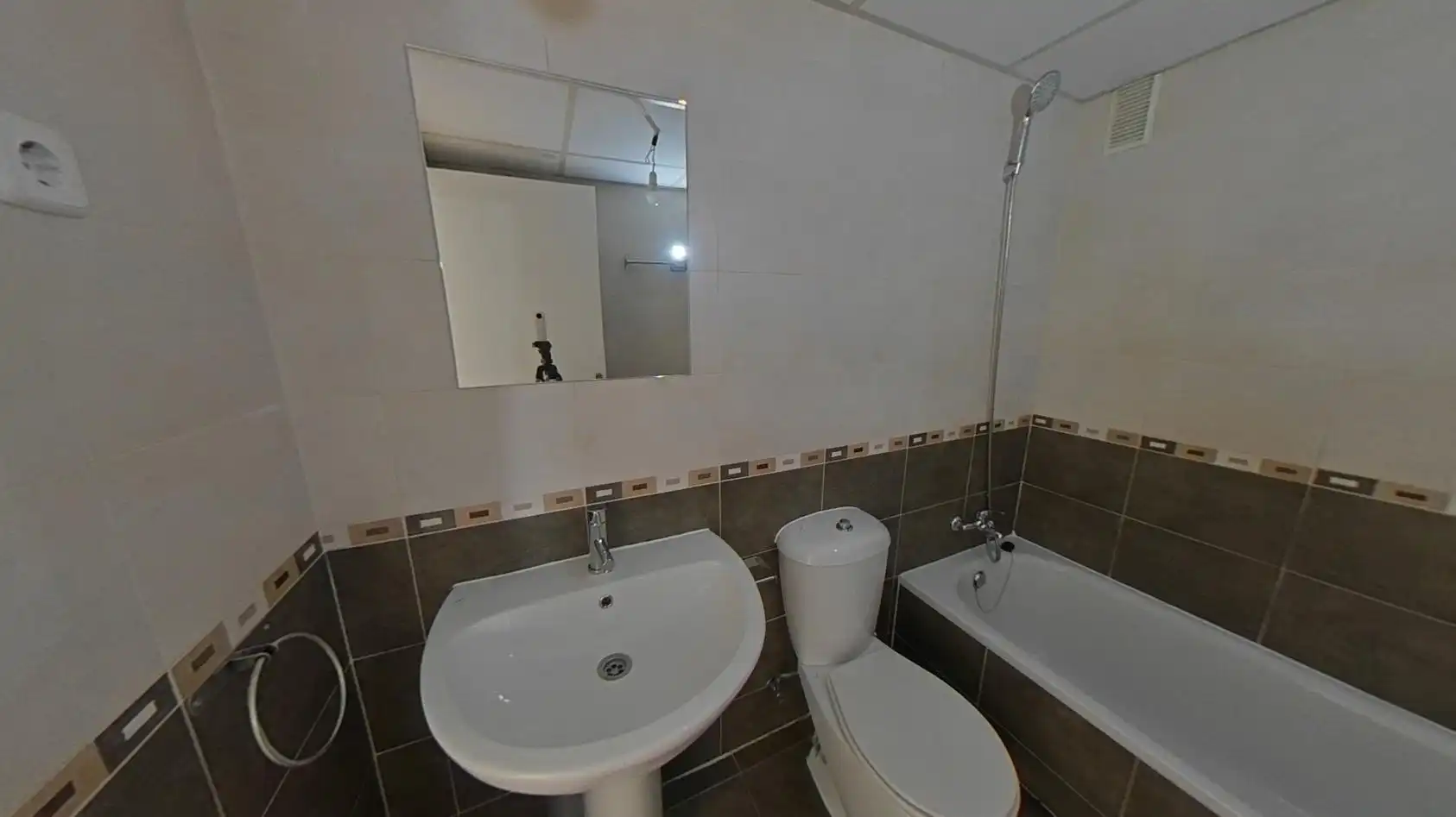 Baño de Piso en venta en Madrid con Aire acondicionado, Calefacción y Parquet