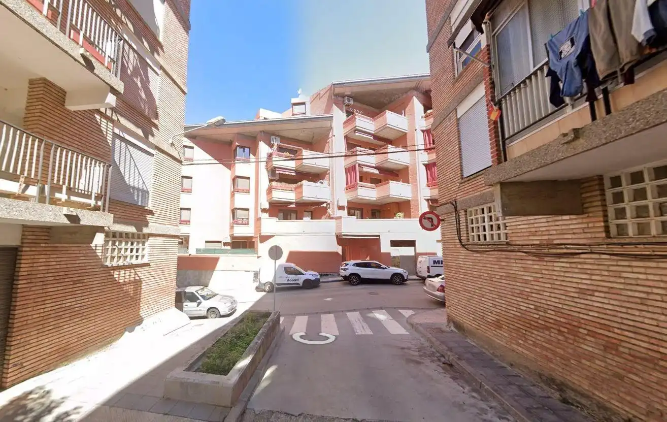 Vista exterior de Piso en venta en Barbastro