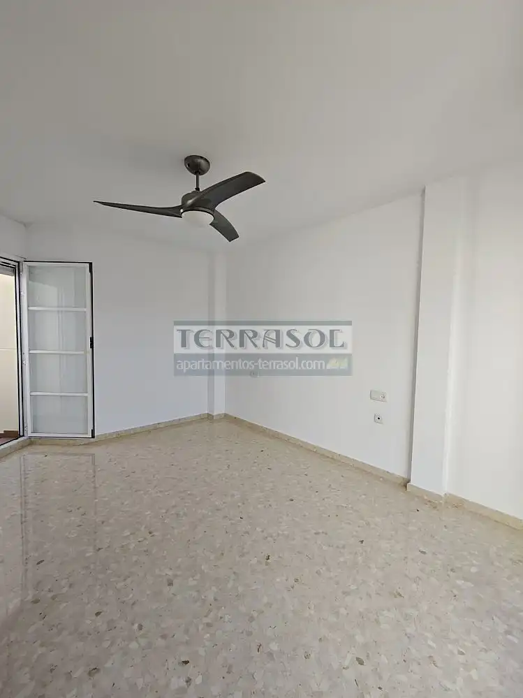 Habitación de Dúplex en venta en Vélez-Málaga con Terraza