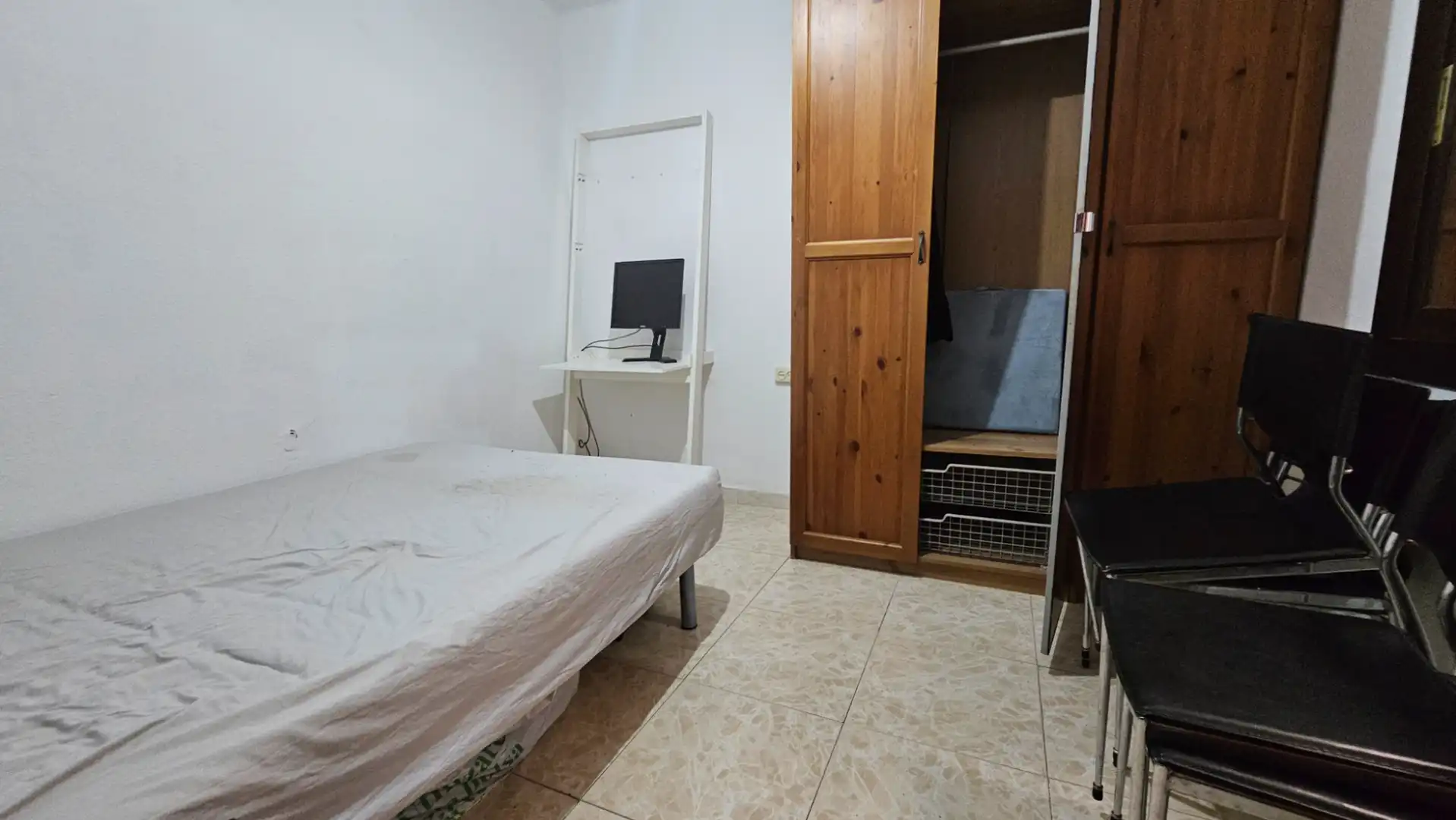 Habitación de Piso en venta en Santa Coloma de Gramenet con Aire acondicionado y Horno