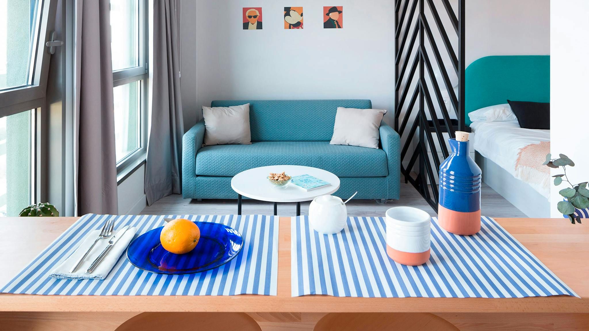 Sala de estar de Piso de alquiler en  Barcelona Capital con Aire acondicionado, Calefacción y Jardín privado