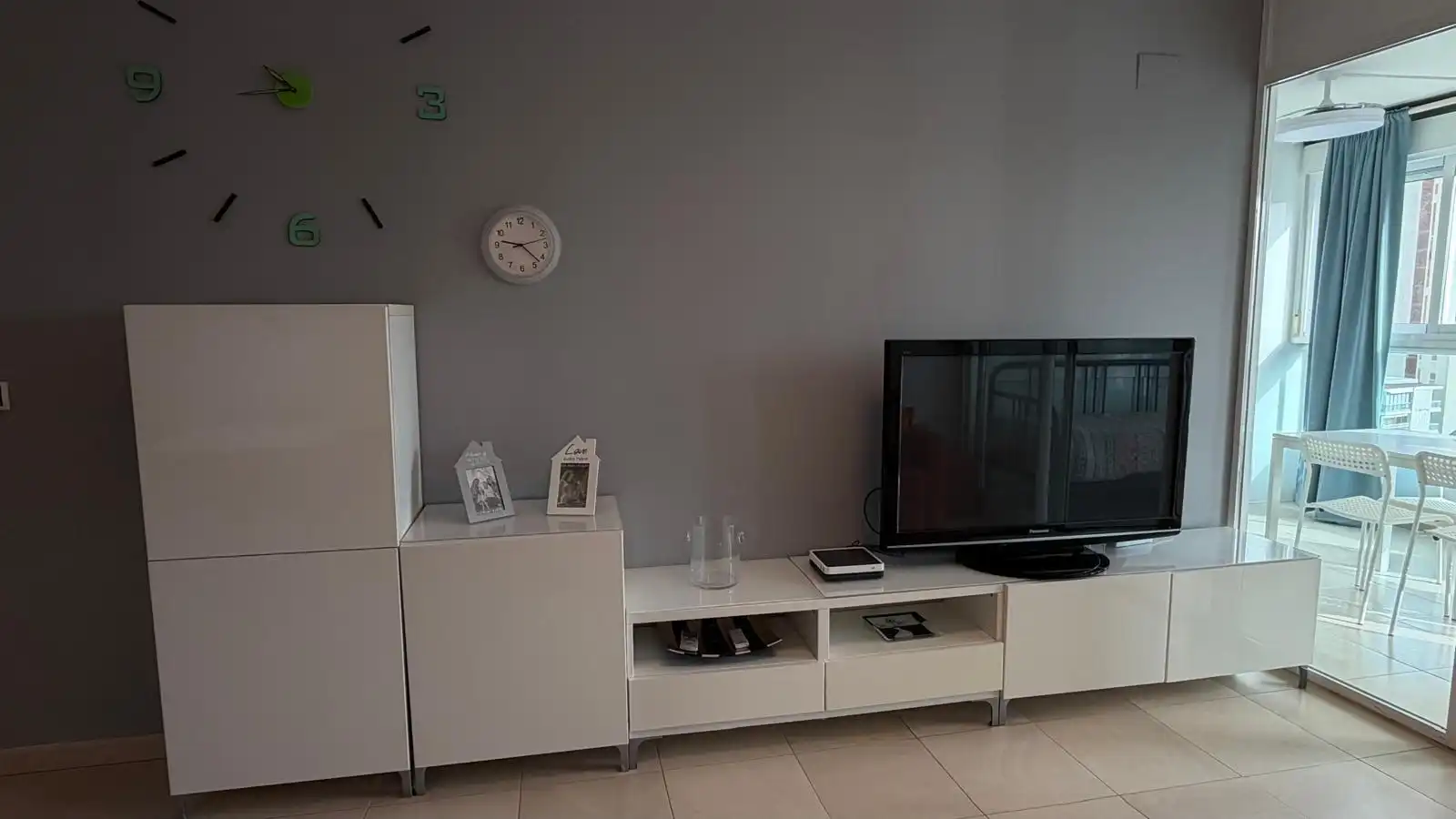 Living room of Apartments for rent in Benidorm  with Air Conditioner, Balcony and Community pool