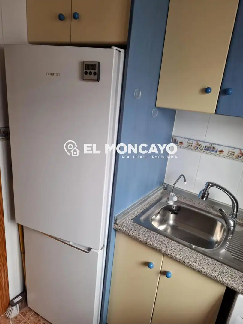 Cuina de Casa o xalet en venda en Orihuela amb Aire condicionat, Calefacció i Jardí privat