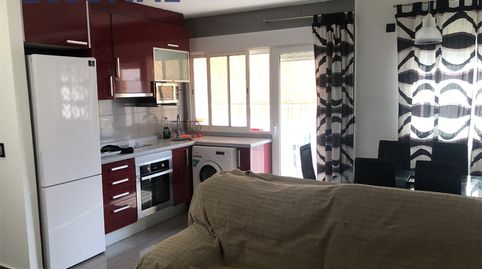 Foto 3 de Piso de alquiler en Avinguda de la Malva-rosa, La Malva-rosa, Valencia Capital