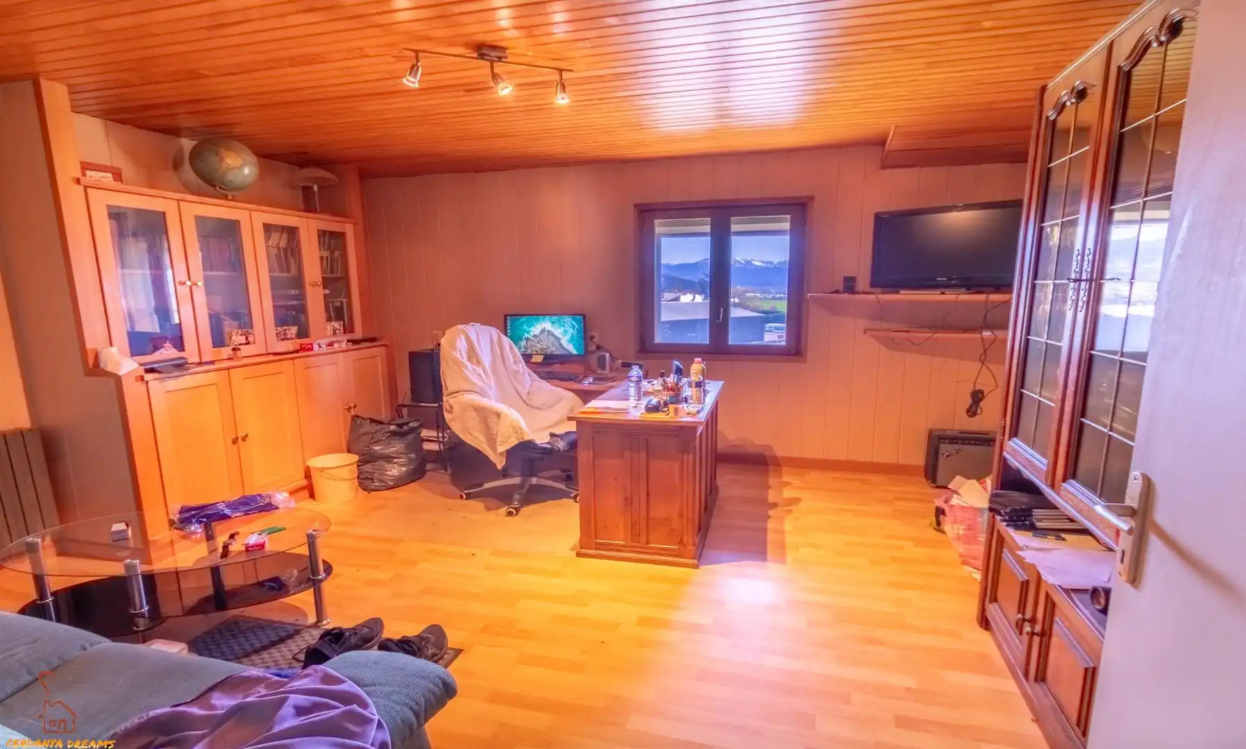 Living room of Houses for sale in Osséja  with Heating, Private garden and Parquet flooring