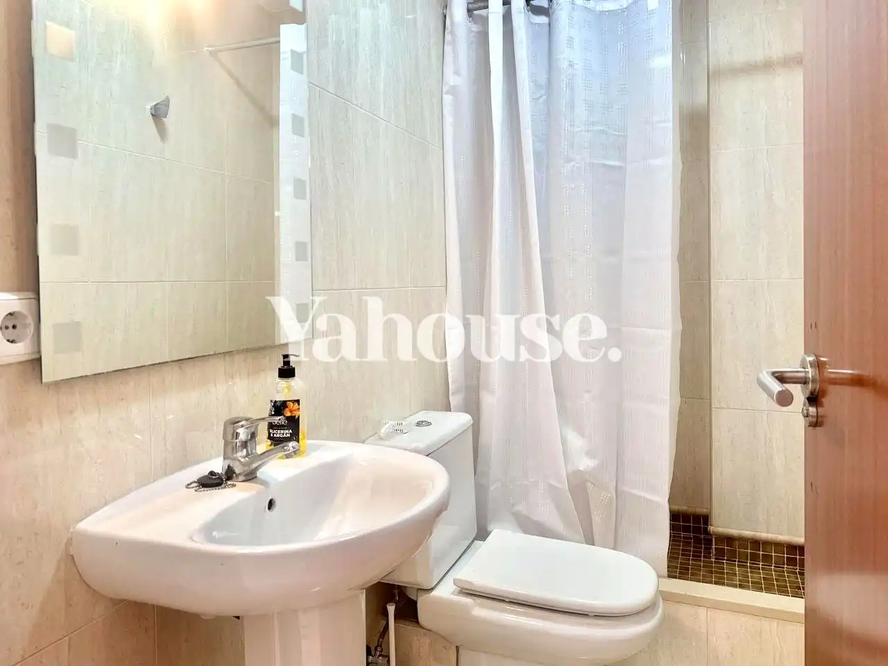 Bathroom of Attic for rent in Blanes  with Terrace