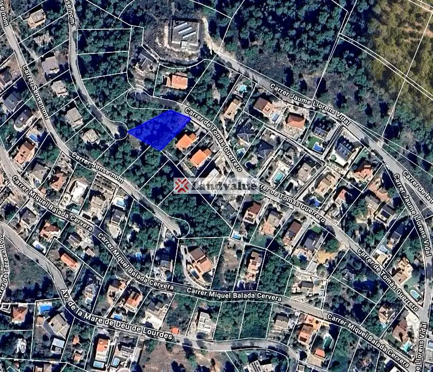 Terrenys i solars en venda a Carrer de Tomàs Guerrero