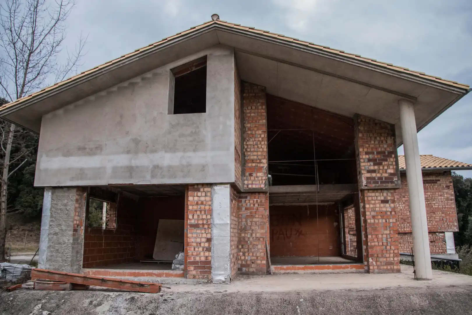 Exterior view of Houses for sale in Montagut i Oix  with Private garden, Terrace and Storage room