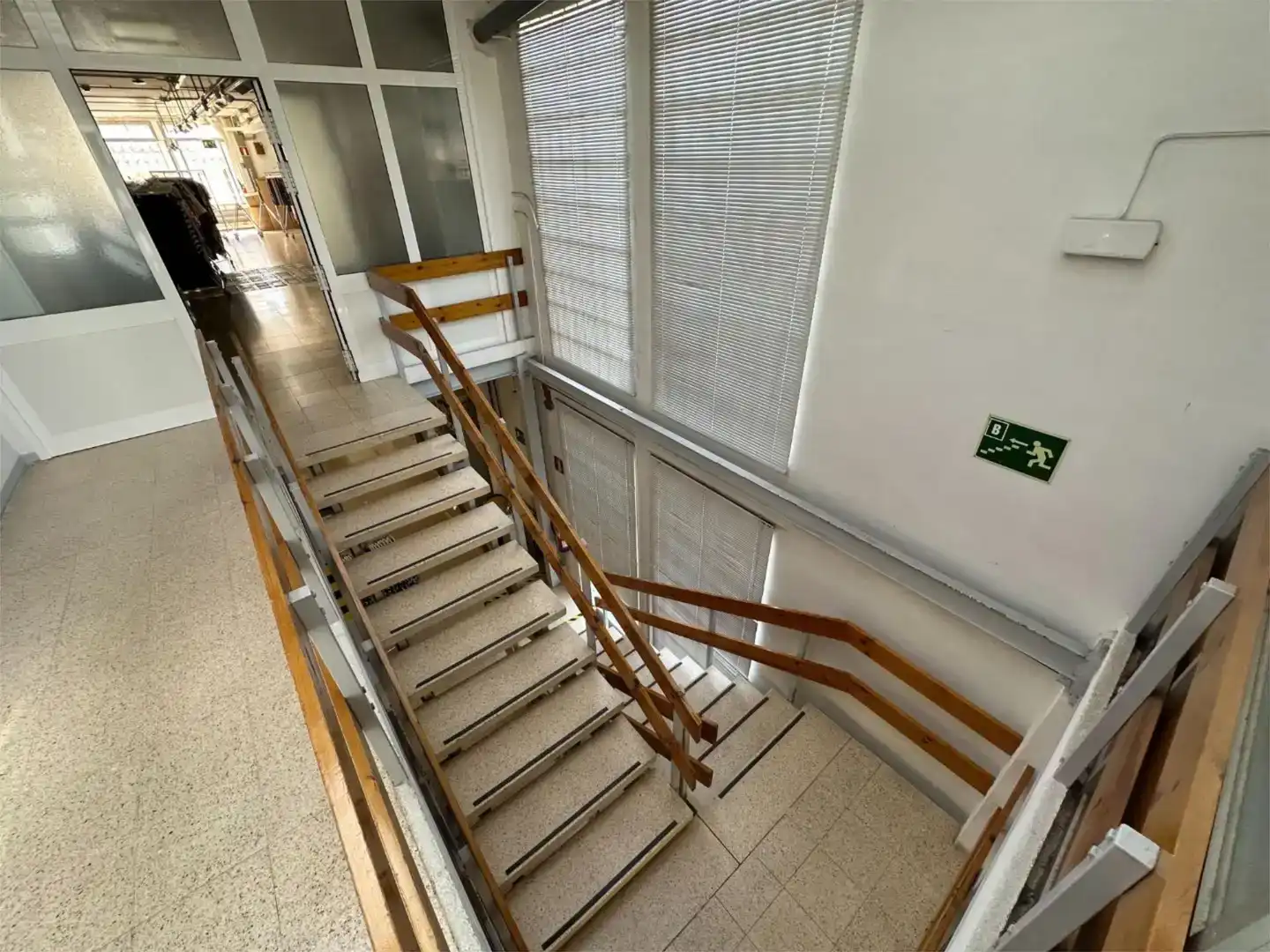 Industrial buildings for rent in Mediona