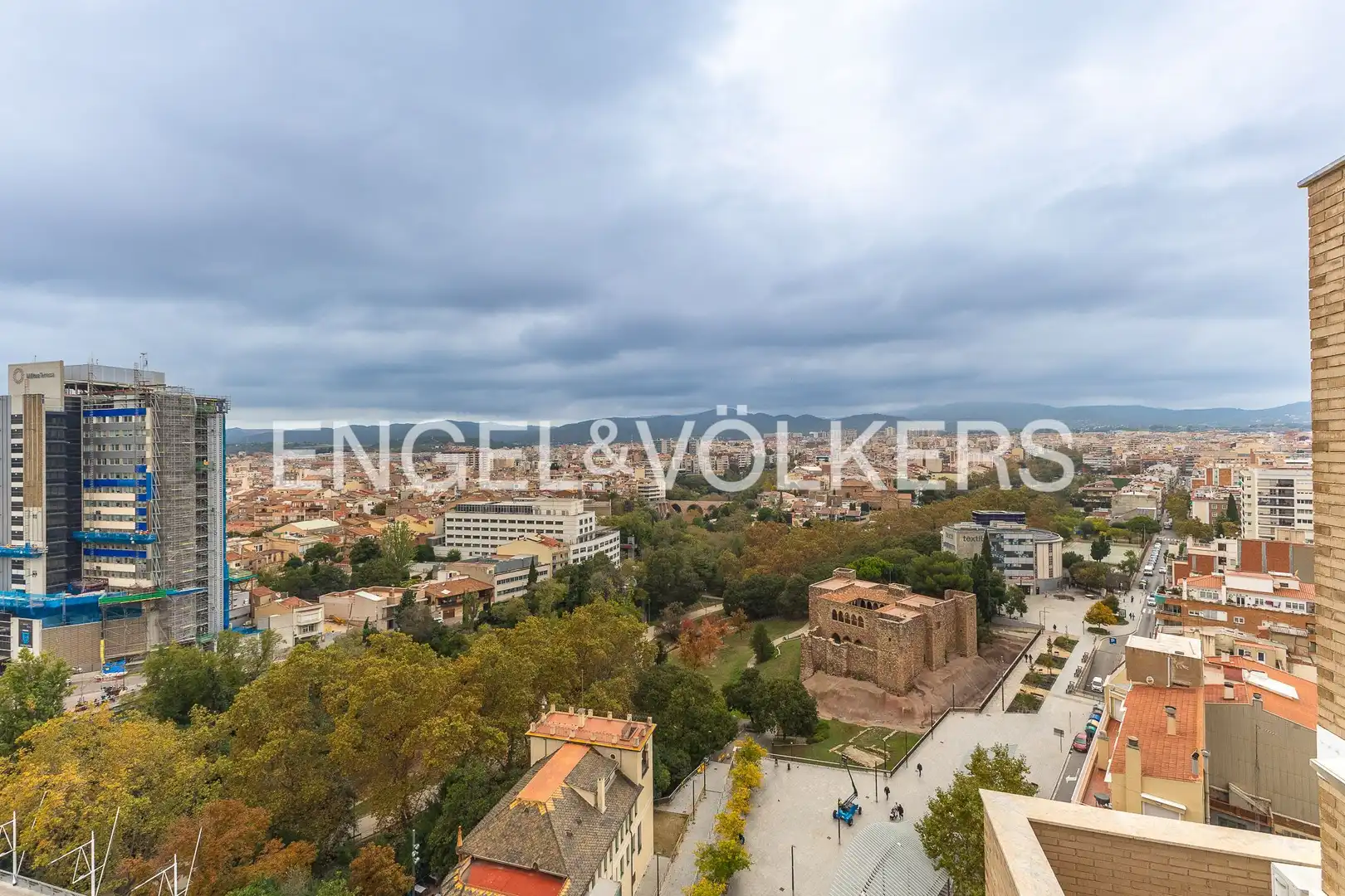 Vista exterior de Dúplex en venta en Terrassa con Aire acondicionado, Calefacción y Terraza