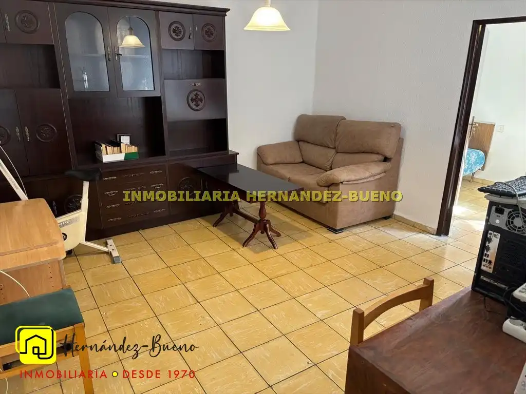 Sala d'estar de Pis en venda en San Bernardo - Carmelitas - Campus