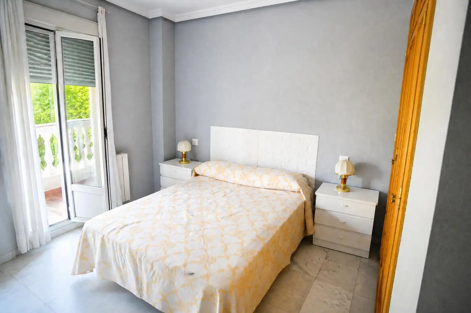 Bedroom of Flat for rent in Cáceres  with Terrace