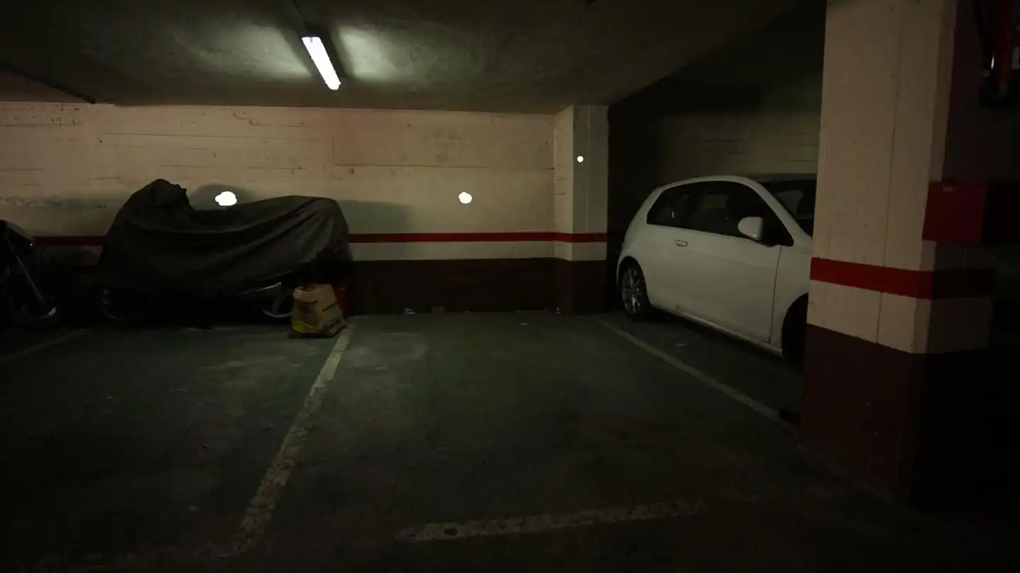 Einzelparkplatz zum Verkauf in Kalero - Basozelai
