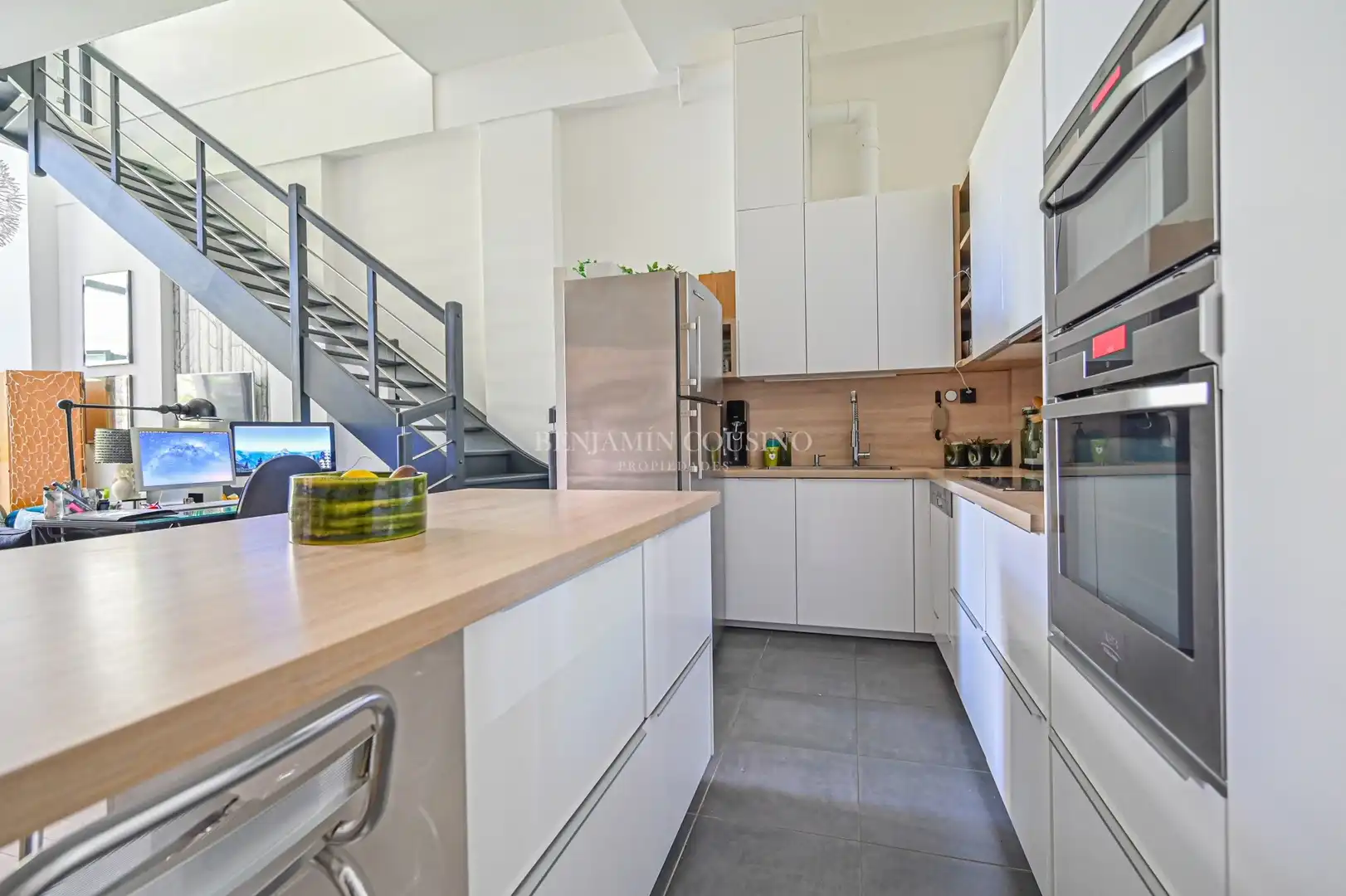 Cocina de Dúplex en venta en Madrid con Aire acondicionado y Trastero
