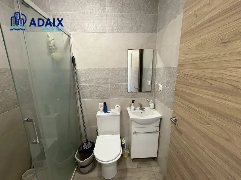 Bathroom of Flat for sale in Roda de Berà  with Terrace and Oven