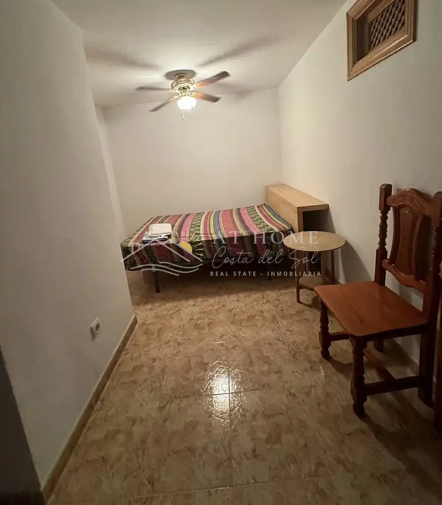 Habitación de Dúplex en venta en Nerja con Terraza