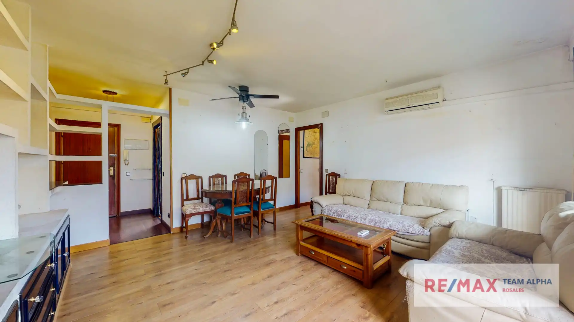 Sala de estar de Piso en venta en Paracuellos de Jarama con Aire acondicionado, Calefacción y Jardín privado