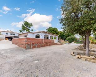 Vista exterior de Casa o xalet en venda en San Vicente del Raspeig / Sant Vicent del Raspeig amb Calefacció, Jardí privat i Terrassa