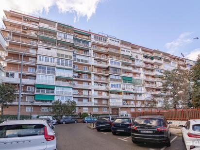 Vista exterior de Àtic en venda en Alcorcón amb Calefacció i Terrassa