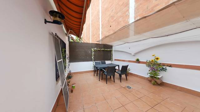 Casa adosada en Venta en Carrer de Larra en Can Rull