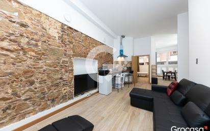 Living room of Flat for sale in  Barcelona Capital  with Air Conditioner, Parquet flooring and Internet