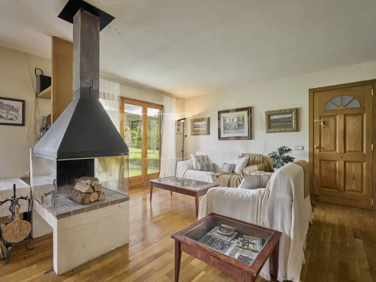 Living room of Detached homes for sale in Puigcerdà  with Heating, Parquet flooring and Terrace