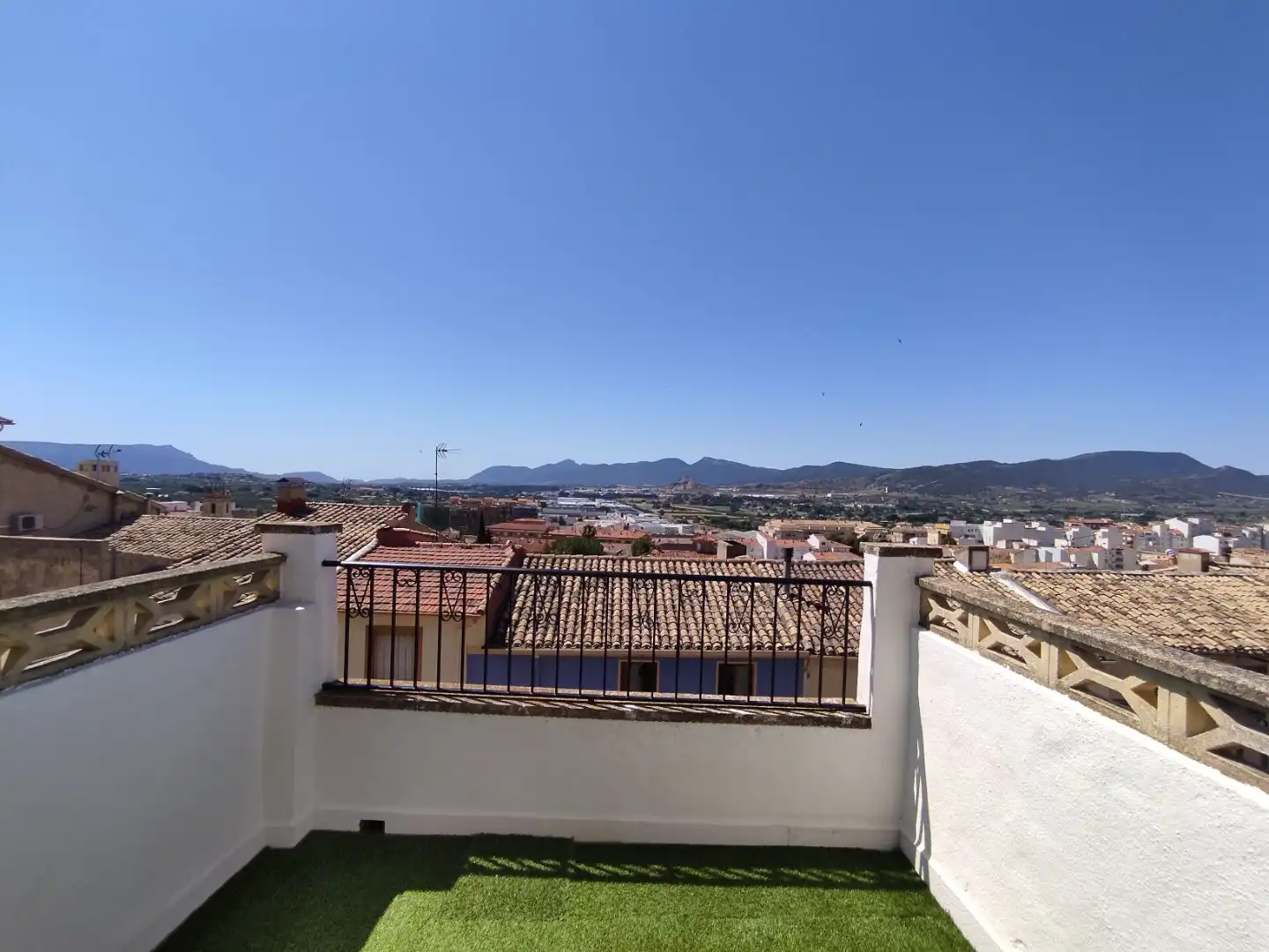 Terrace of Houses for sale in Onil  with Terrace