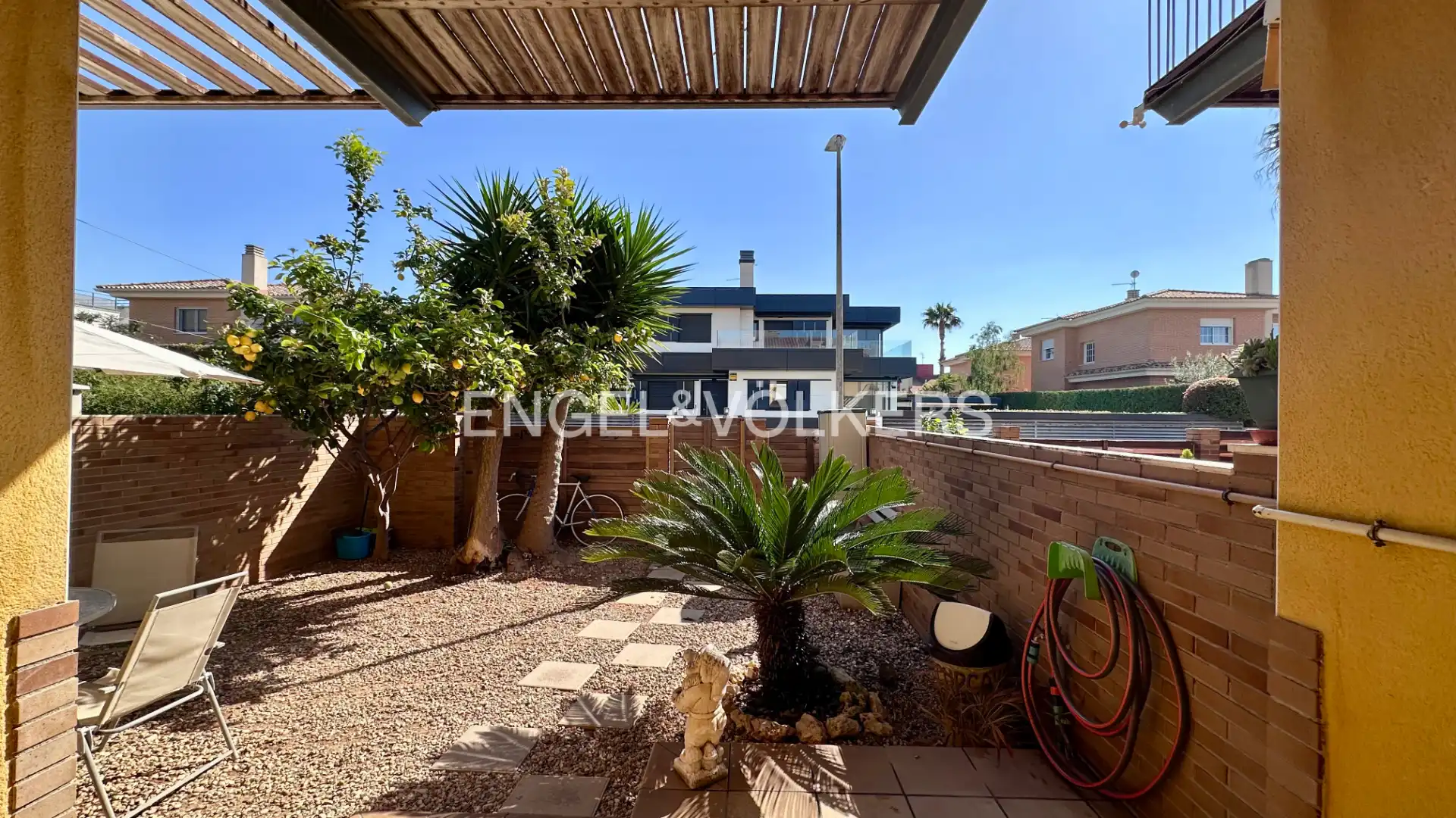 Adosado con terraza en venta en Carrer Berna 35, imagen 41